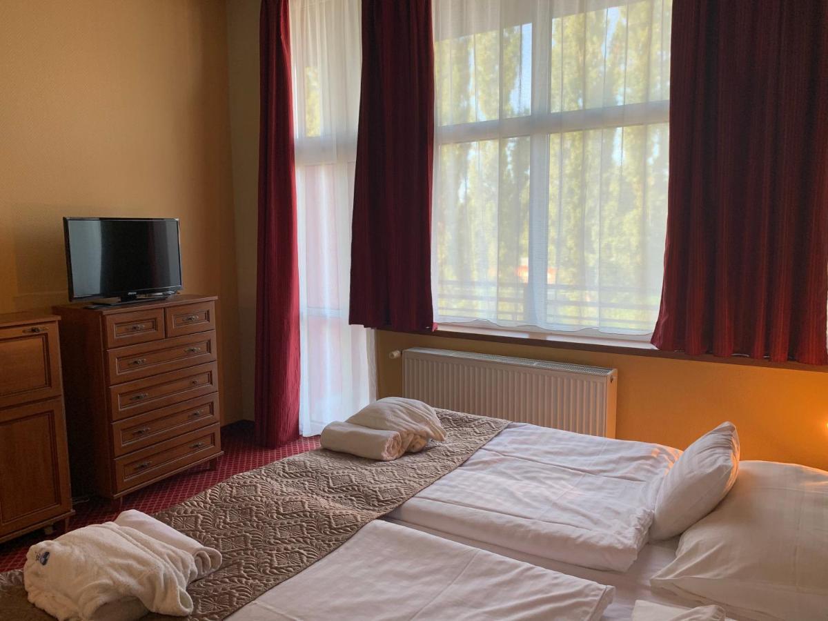 Hotel Therma Dunajska Streda Ngoại thất bức ảnh